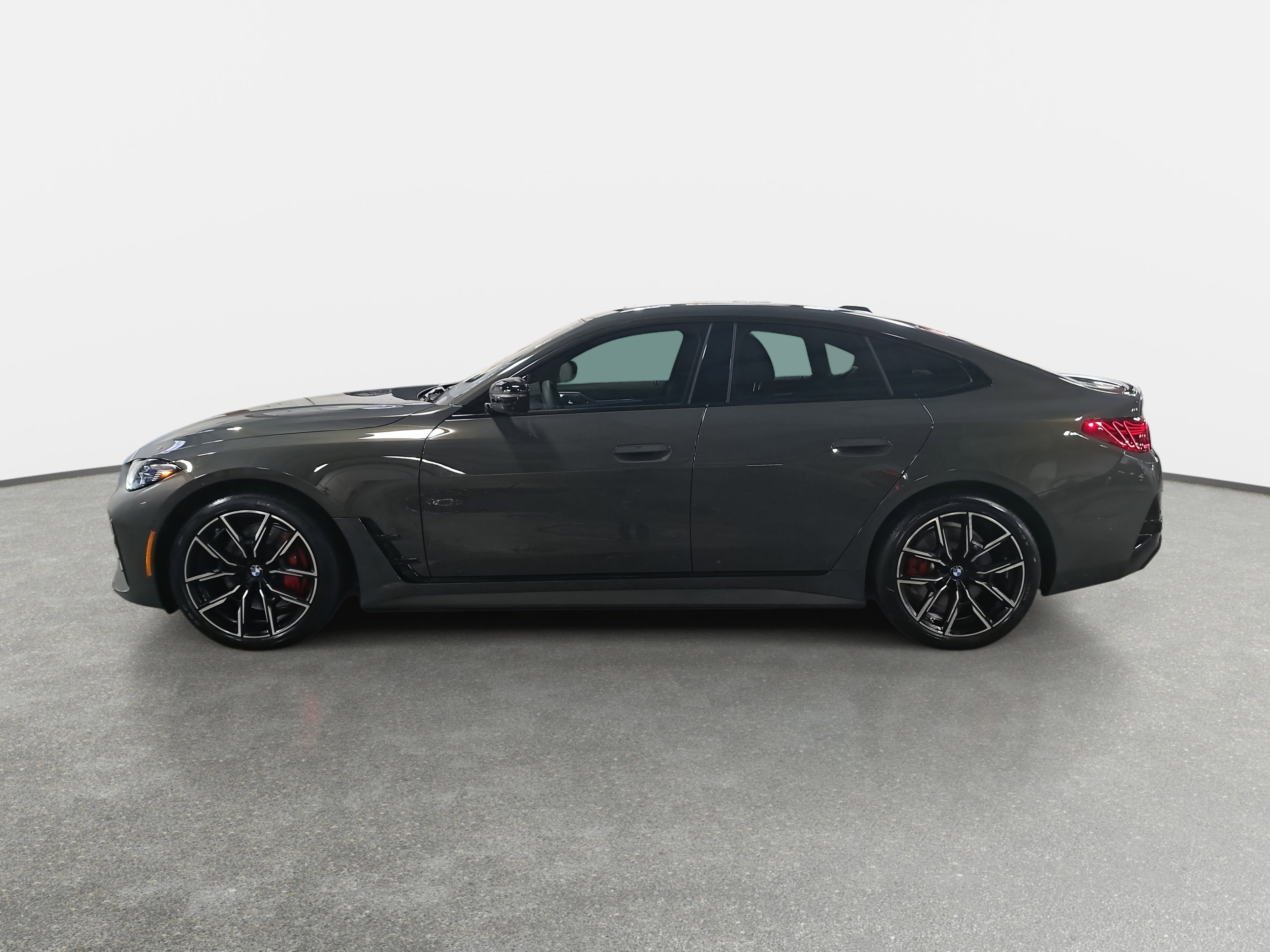 Certified 2026 BMW i4 xDrive40i w/ M Sport Package image 9