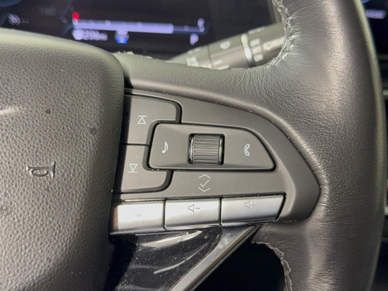 Used 2024 Cadillac Escalade Sport w/ LPO, ONYX Package AWD/4WD image 19
