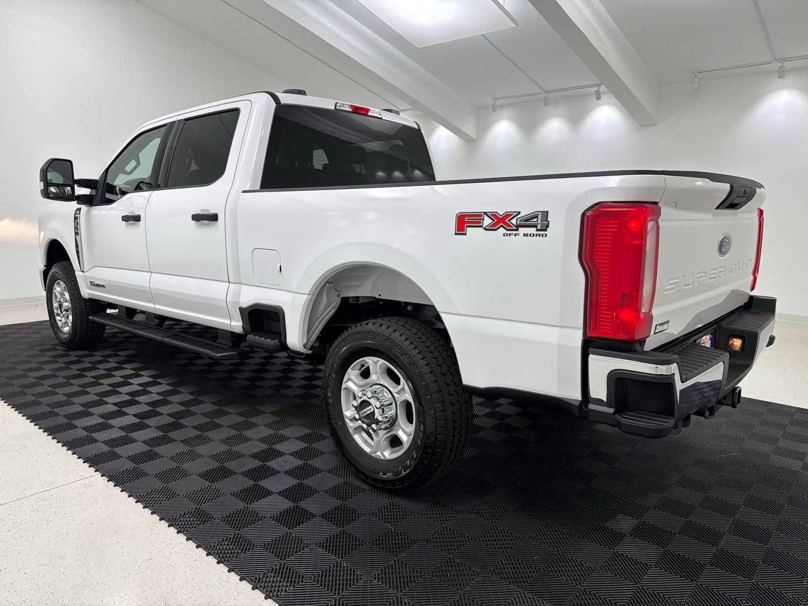 New 2026 Ford F350 XLT AWD/4WD image 5