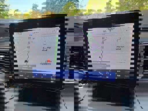 Certified 2022 Ford Explorer XLT w/ Equipment Group 202A image 4