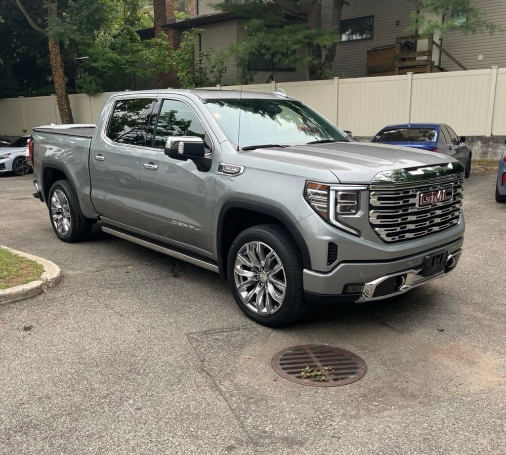 Used 2024 GMC Sierra 1500 Denali w/ Denali Reserve Package AWD/4WD image 15