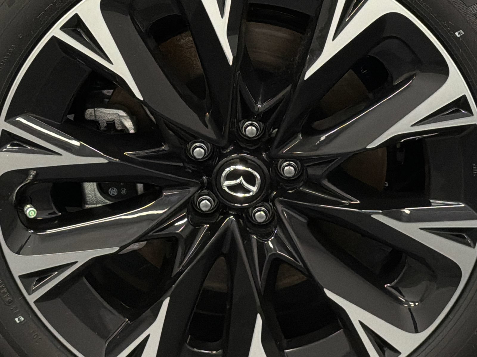 New 2026 MAZDA CX-90 Plug-In Hybrid w/ Premium Plus AWD/4WD image 5