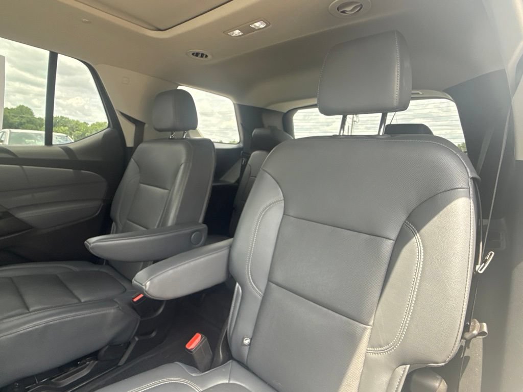 Used 2021 Chevrolet Traverse Premier w/ LPO, Floor Liner Package AWD/4WD image 33