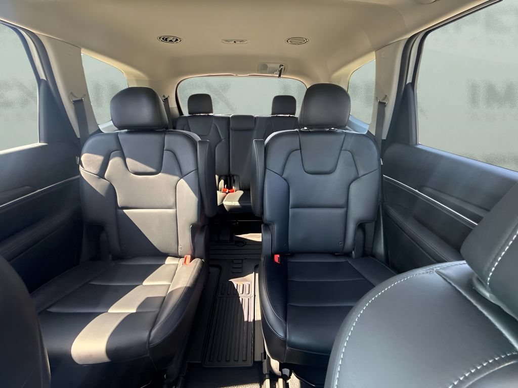 Used 2024 Kia Telluride S w/ S Sunroof Package FWD image 11