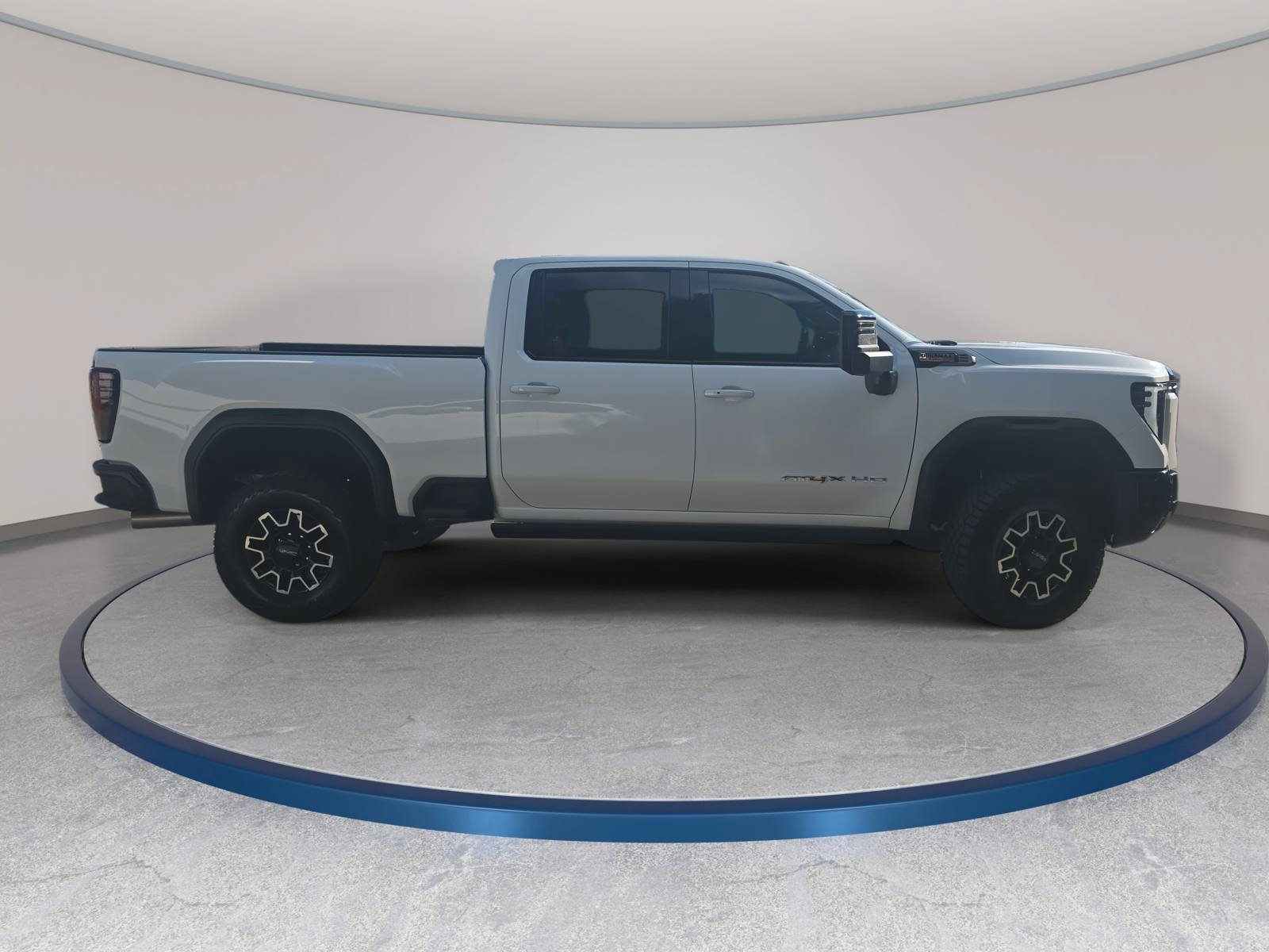 Used 2026 GMC Sierra 2500 AT4X AWD/4WD image 4
