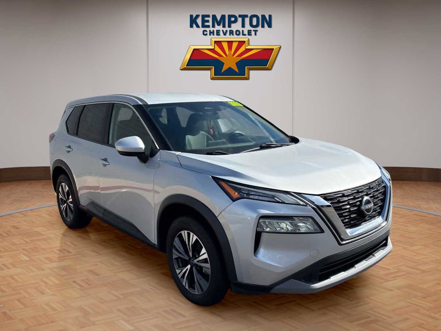 Used 2023 Nissan Rogue SV AWD/4WD image 8