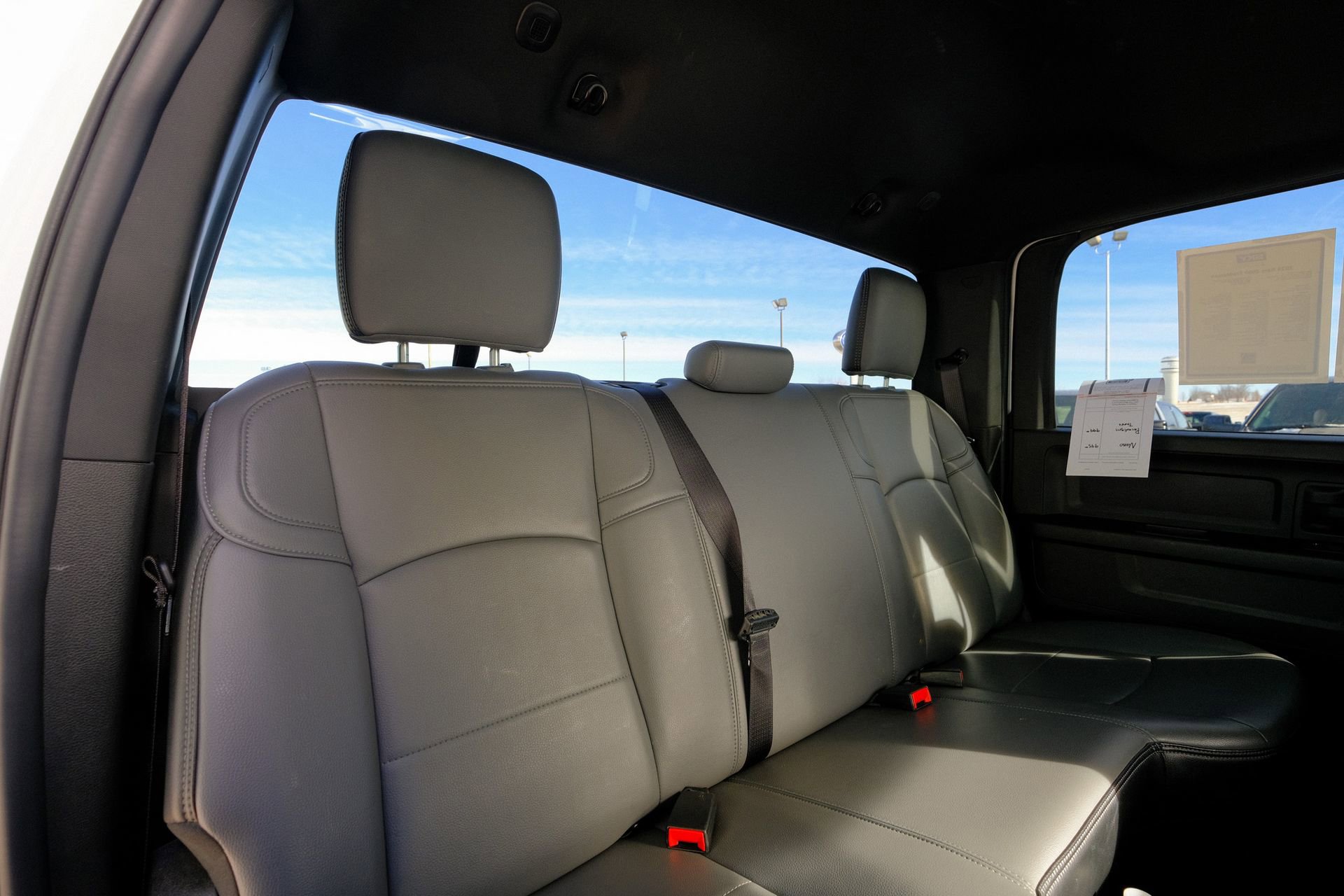 Used 2024 RAM 2500 Tradesman w/ Chrome Appearance Group image 18