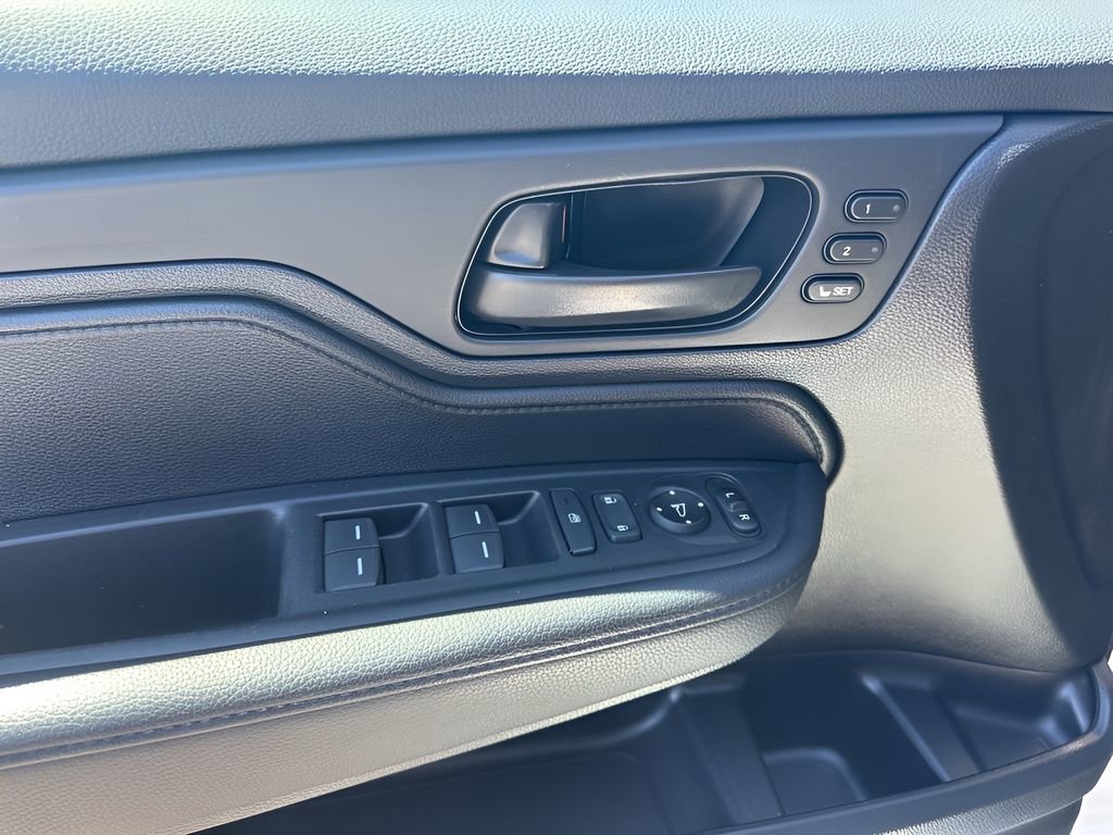 Used 2025 Honda Odyssey Sport-L image 28