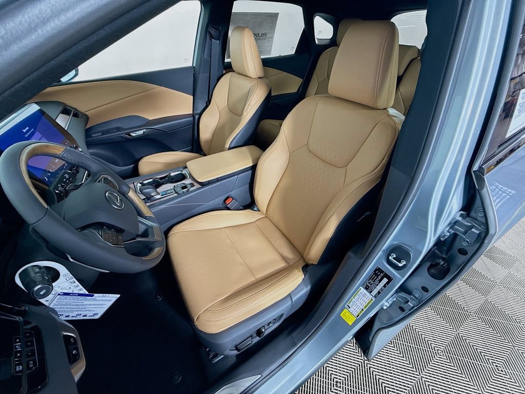 New 2026 Lexus RX 350h AWD/4WD image 16