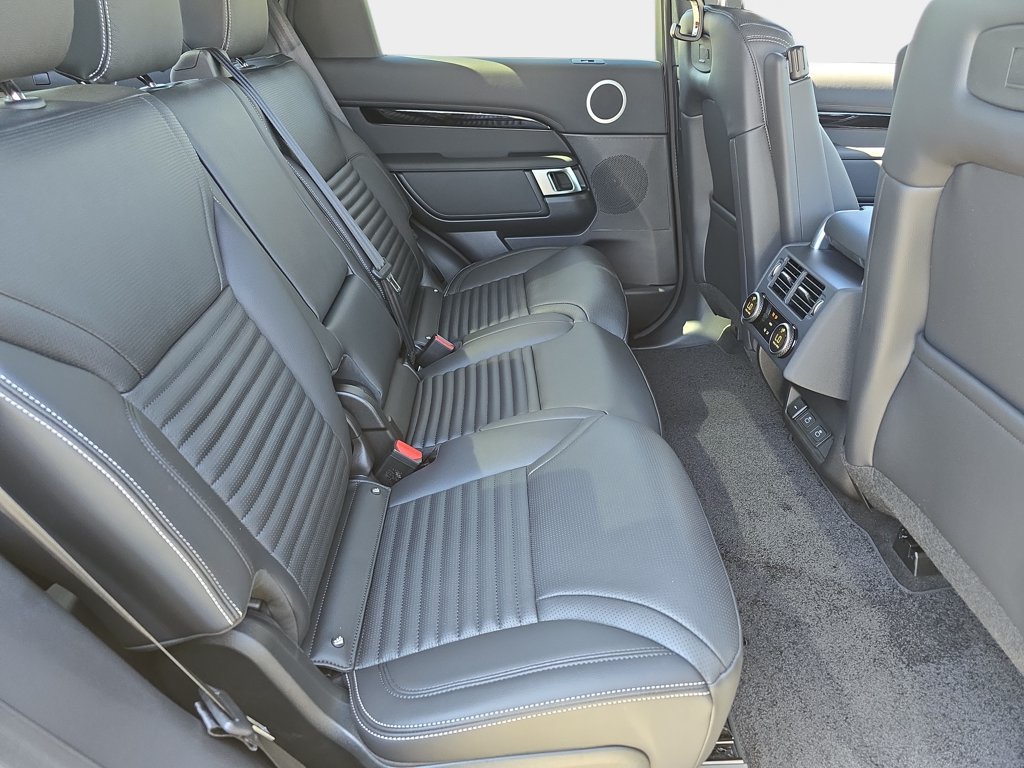 New 2026 Land Rover Discovery S AWD/4WD image 11