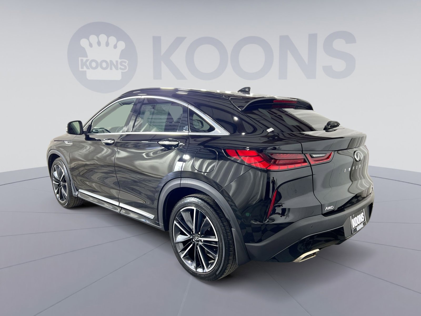 Used 2023 INFINITI QX55 Luxe w/ Accent Package image 4