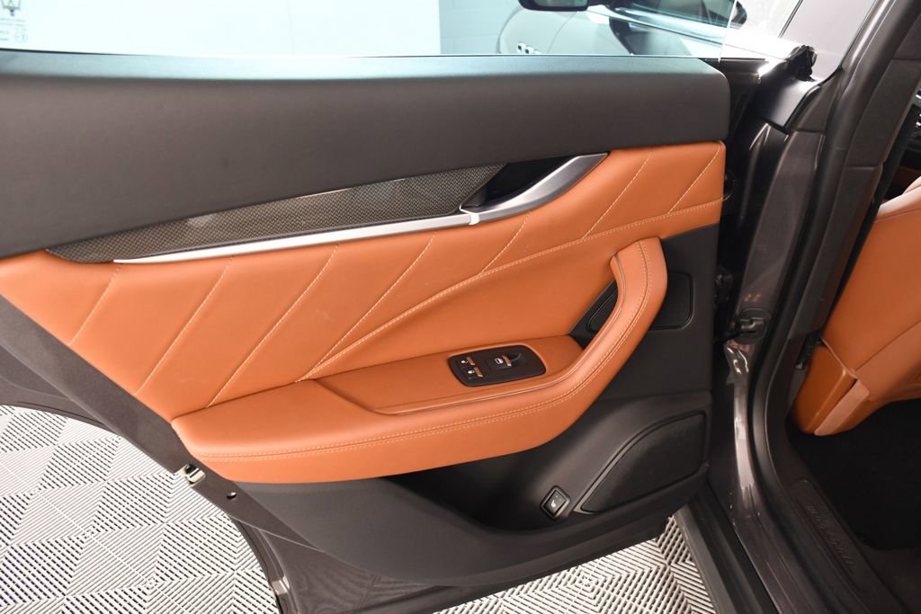 Used 2021 Maserati Levante S image 25