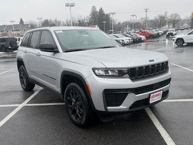 New 2026 Jeep Grand Cherokee Altitude AWD/4WD image 2