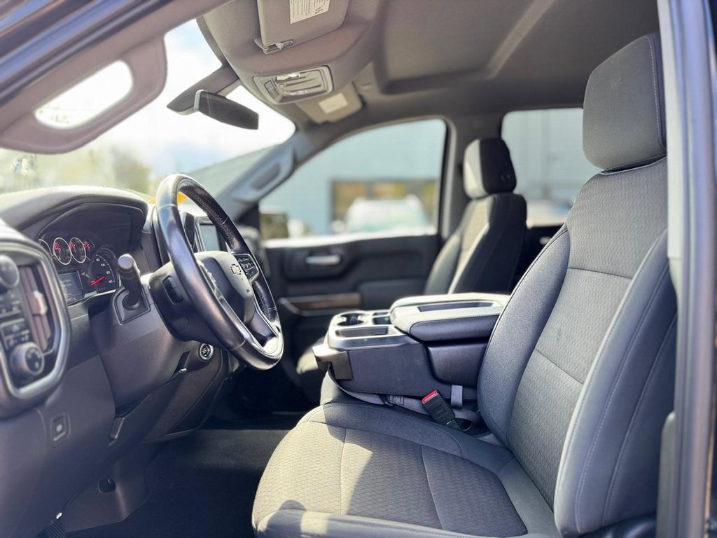 Used 2021 Chevrolet Silverado 1500 LT image 16