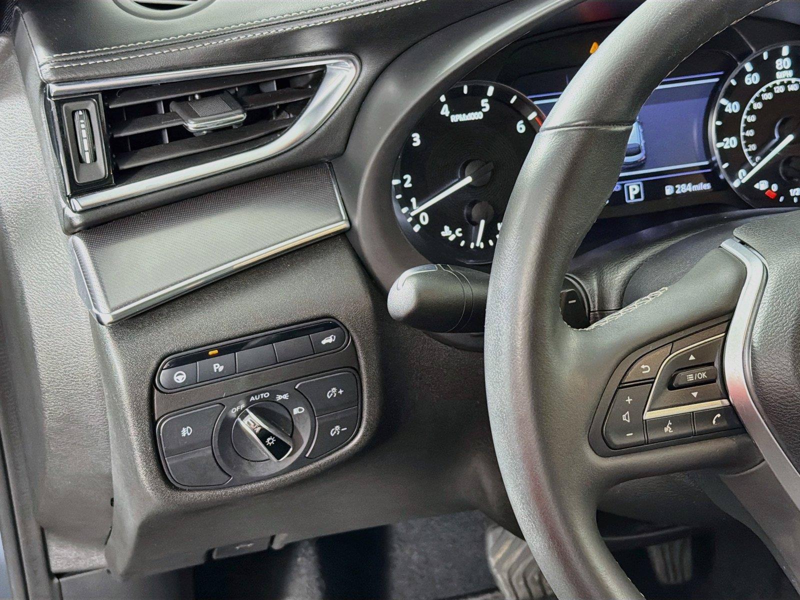 Used 2023 INFINITI QX55 Luxe w/ Accent Package AWD/4WD image 17