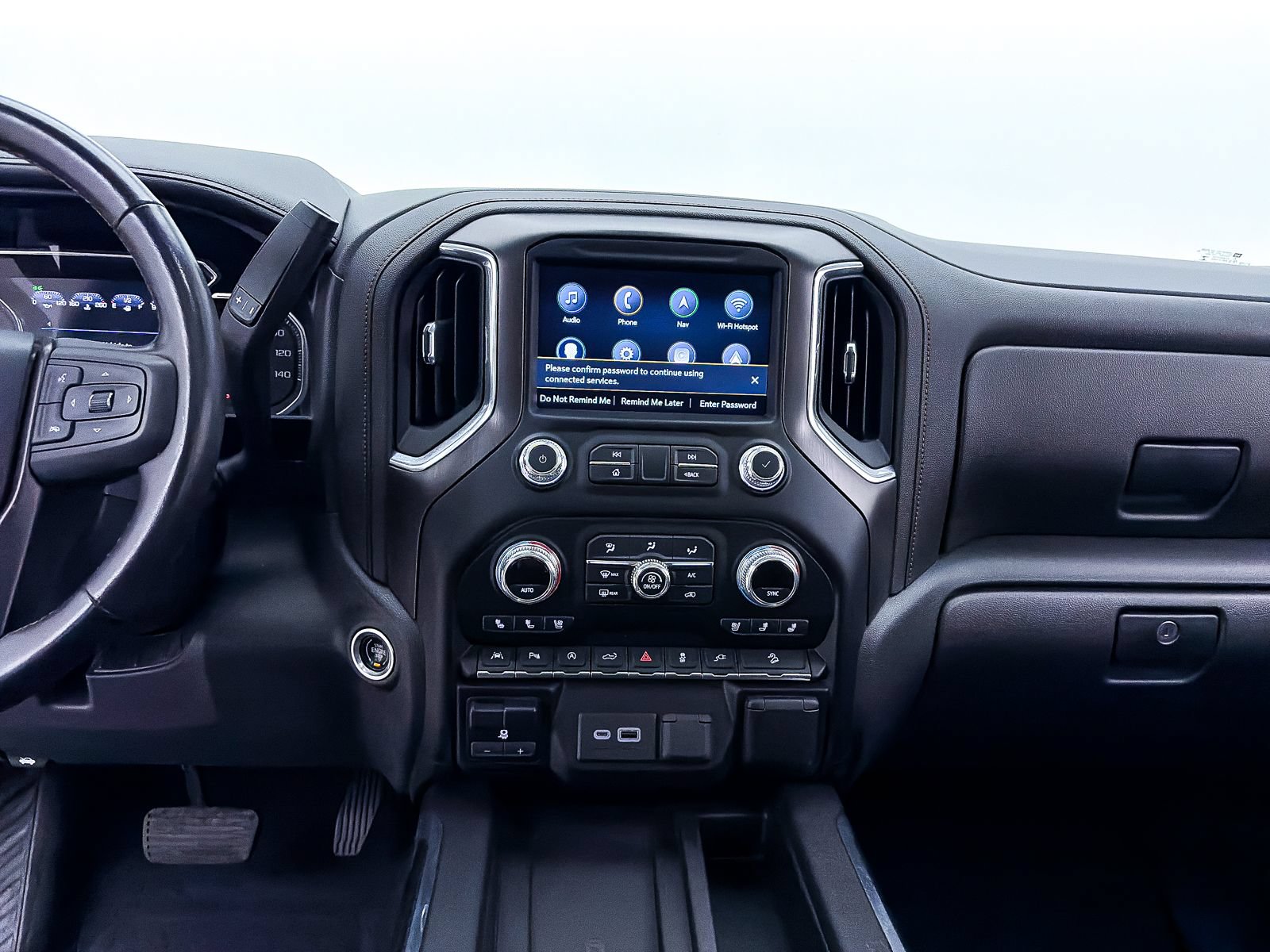Used 2021 GMC Sierra 1500 AT4 w/ AT4 Premium Package AWD/4WD image 9