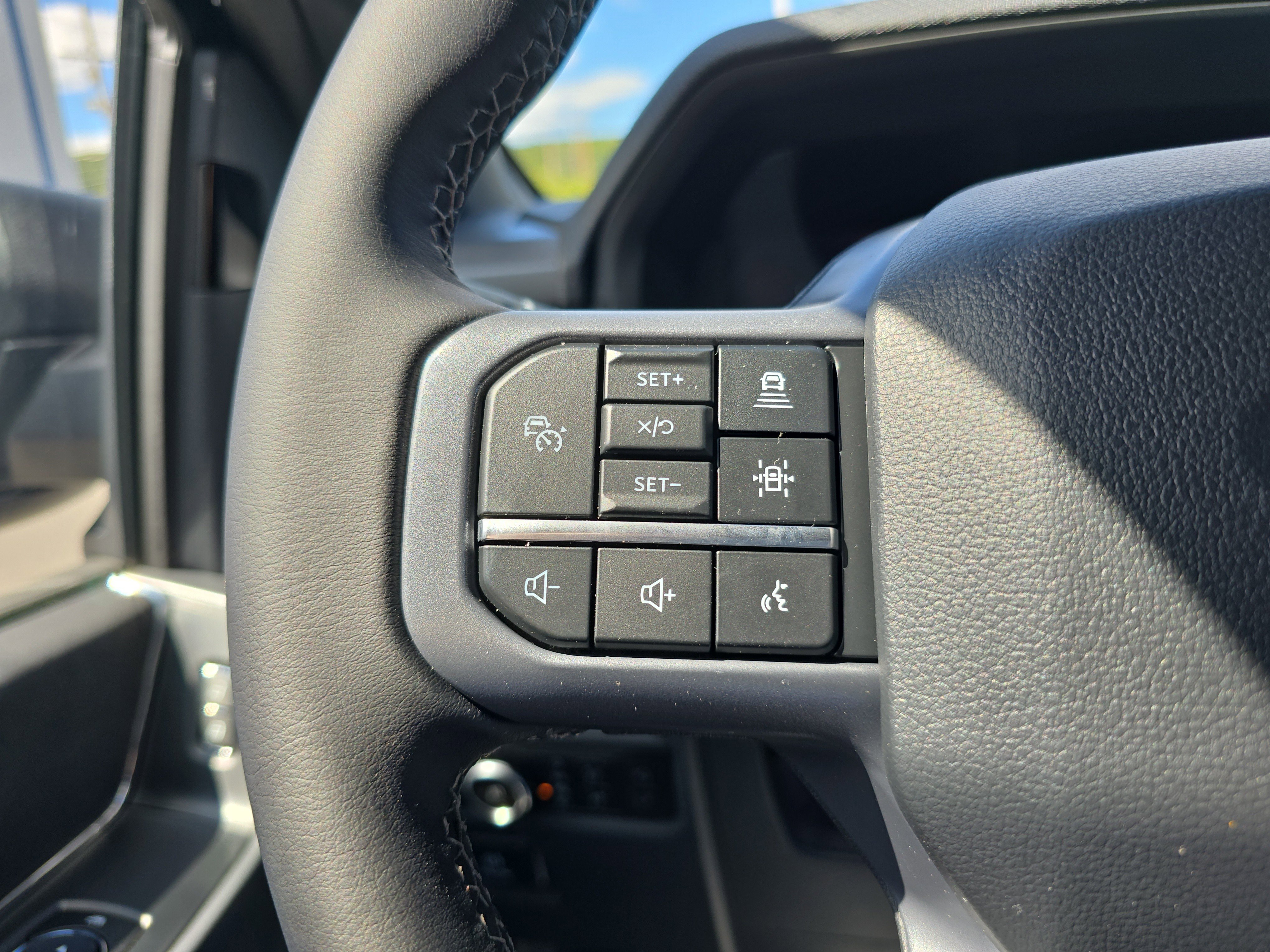 New 2025 Ford F150 XLT image 22