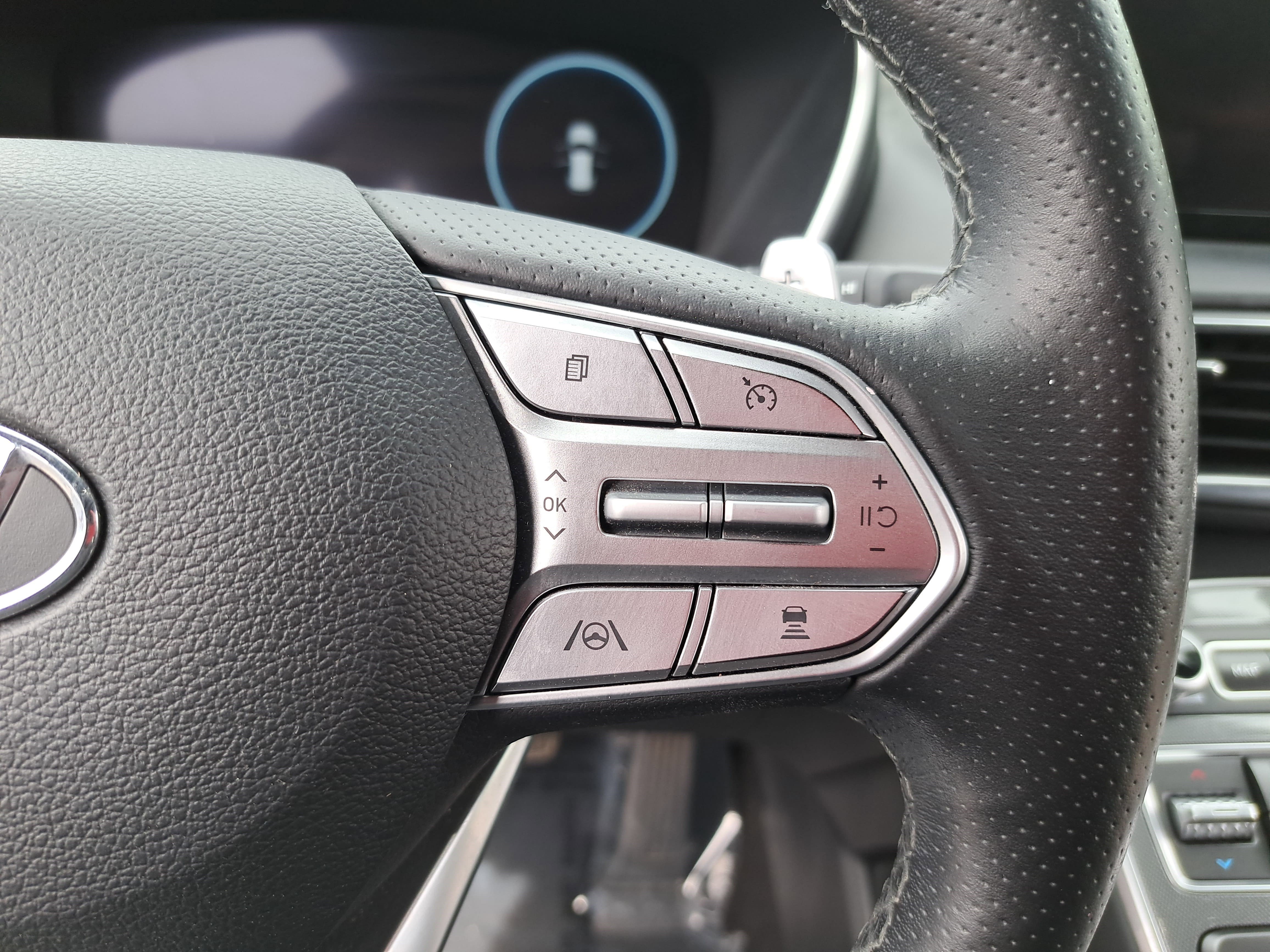 Used 2023 Hyundai Santa Fe Calligraphy FWD image 18