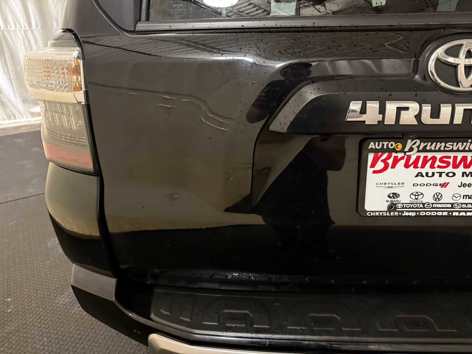 Certified 2022 Toyota 4Runner TRD Off-Road Premium w/ 4Runner Bronze Package (TMS) AWD/4WD image 17