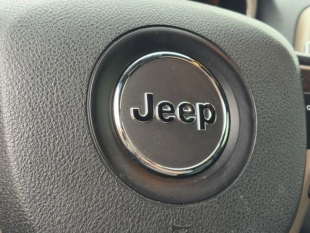 Used 2017 Jeep Grand Cherokee Limited AWD/4WD image 24