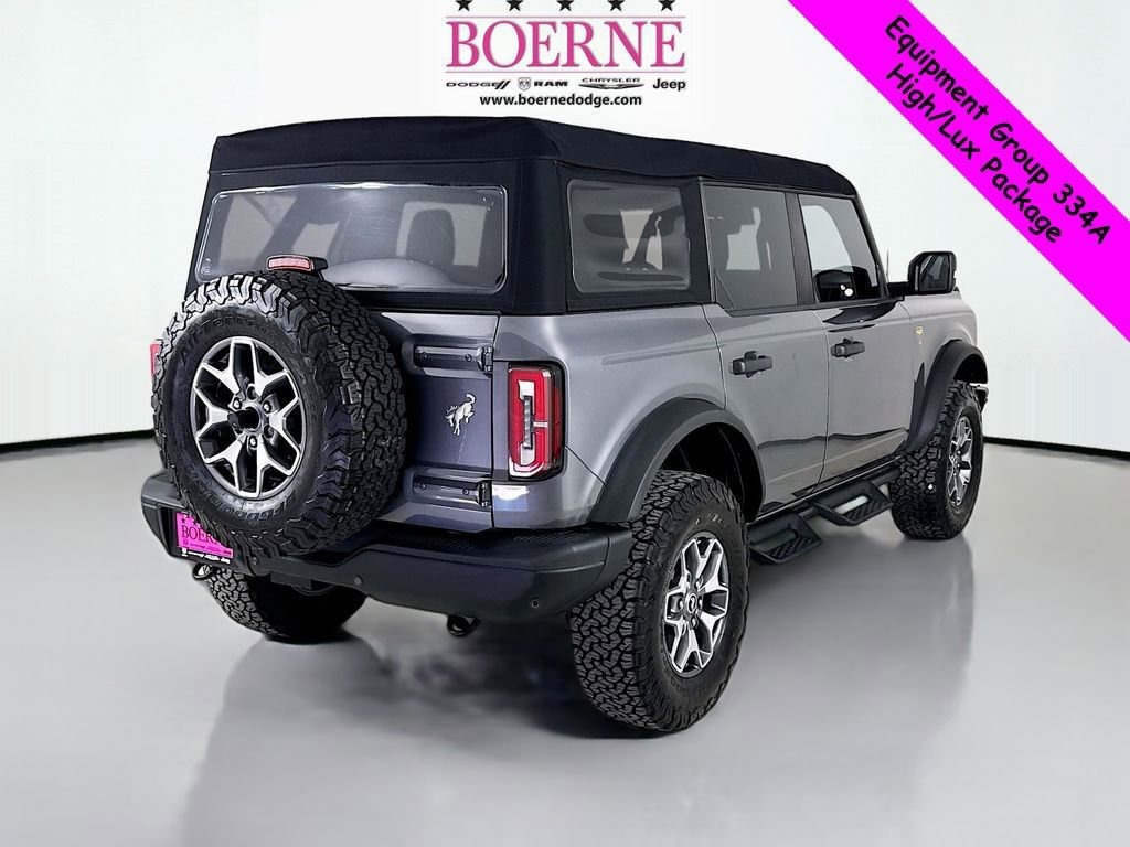Used 2024 Ford Bronco Badlands image 7