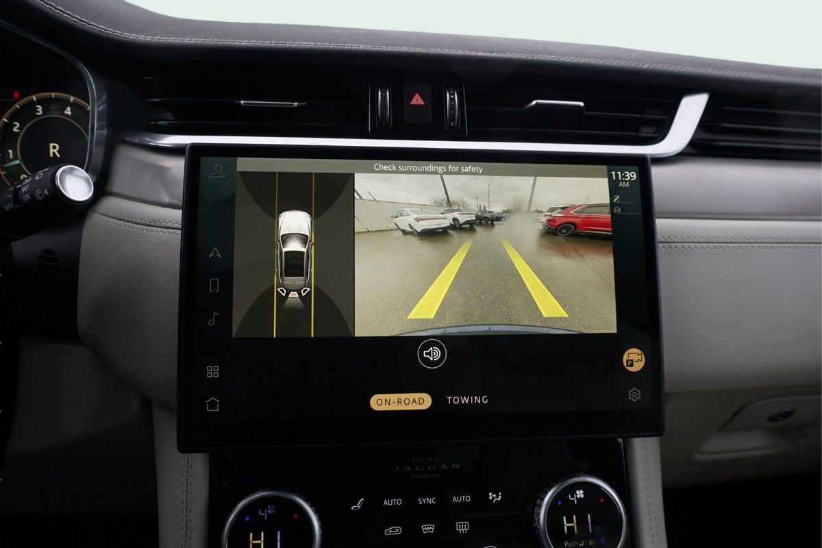 Used 2025 Jaguar F-PACE R-Dynamic S image 26