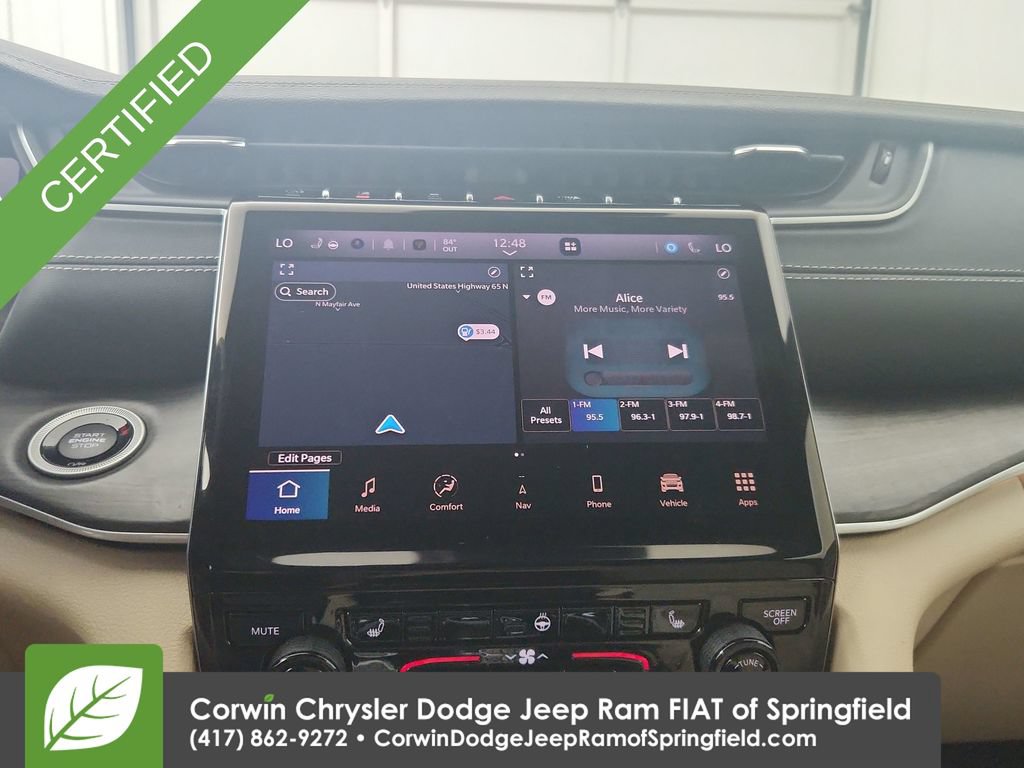 Used 2023 Jeep Grand Cherokee Limited AWD/4WD image 23