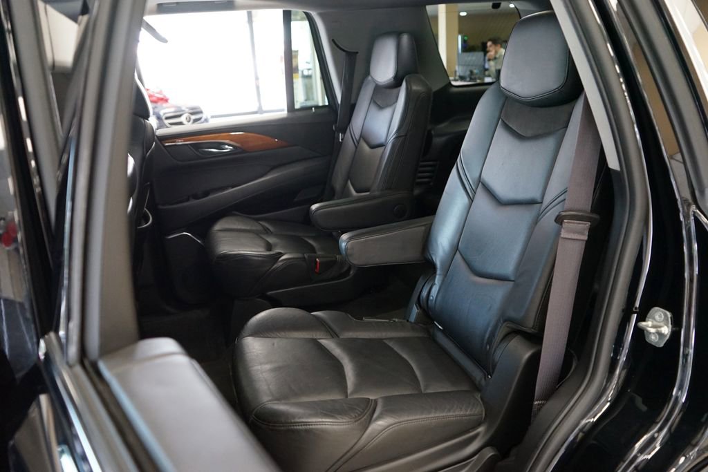 Used 2015 Cadillac Escalade Premium AWD/4WD image 54