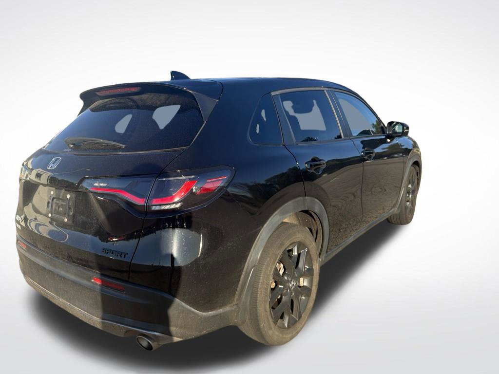 Used 2024 Honda HR-V Sport image 9