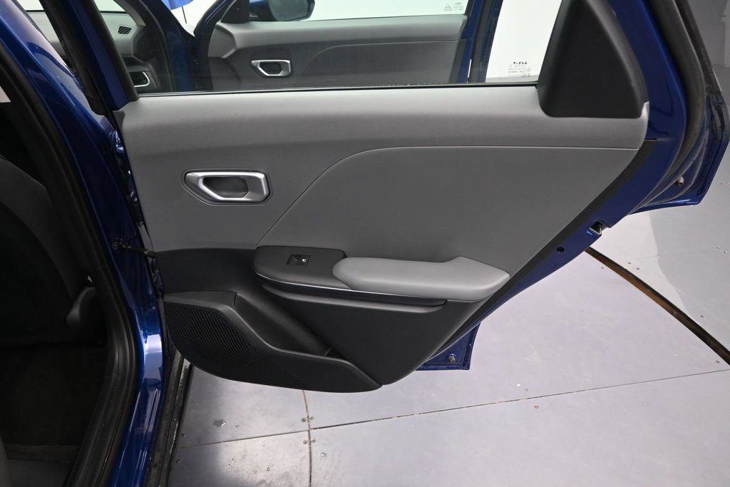 Certified 2025 Kia K4 FWD image 19