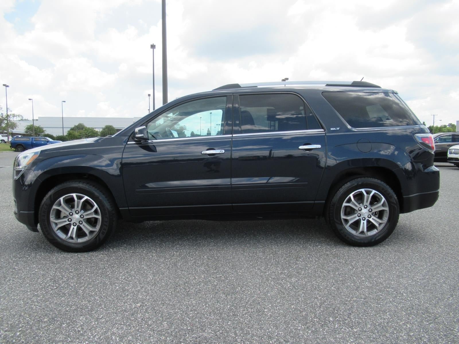 Used 2016 GMC Acadia SLT w/ Open Road Package FWD image 4