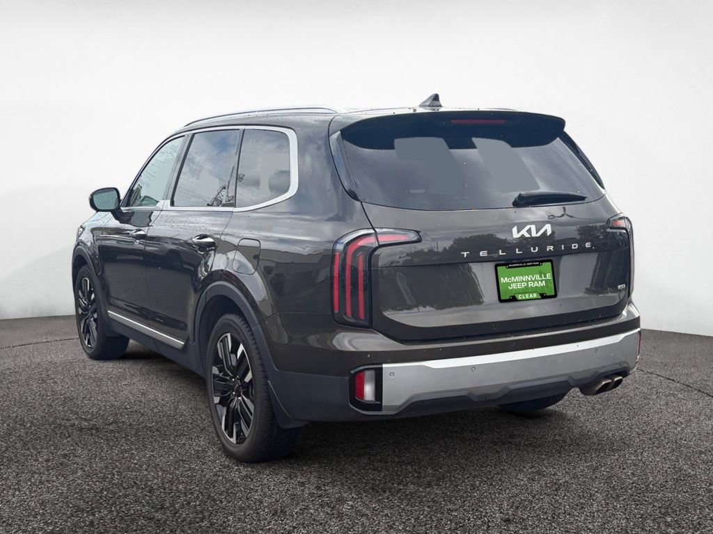 Used 2023 Kia K5 GT image 3