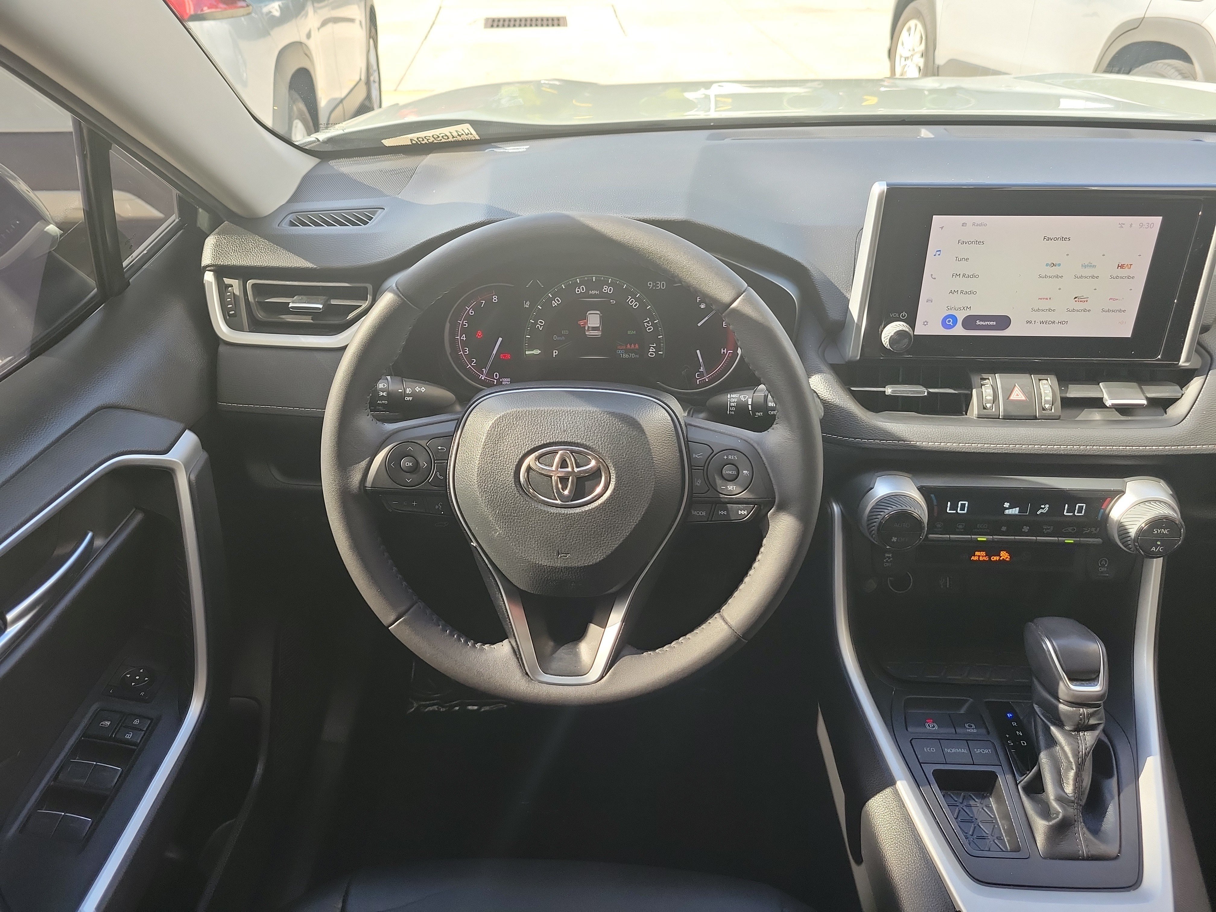 Used 2023 Toyota RAV4 XLE Premium FWD image 18