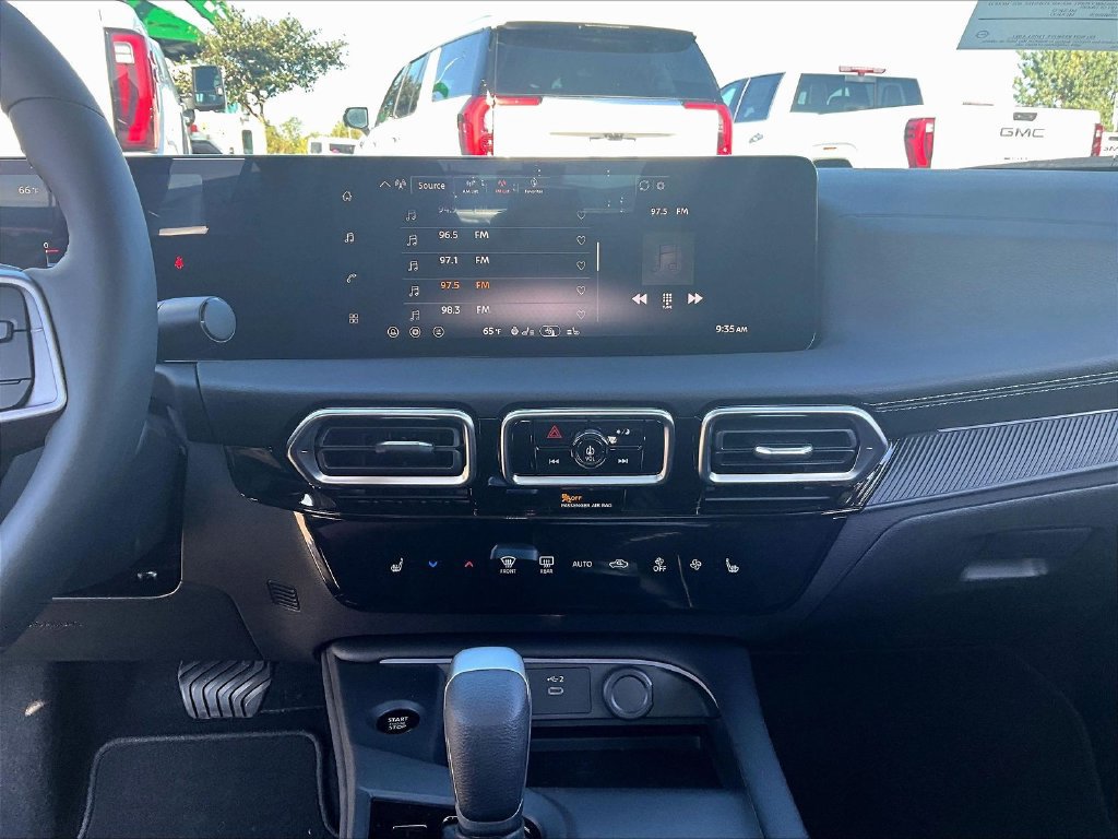 New 2026 Nissan Sentra SV w/ SV Convenience Package FWD image 24