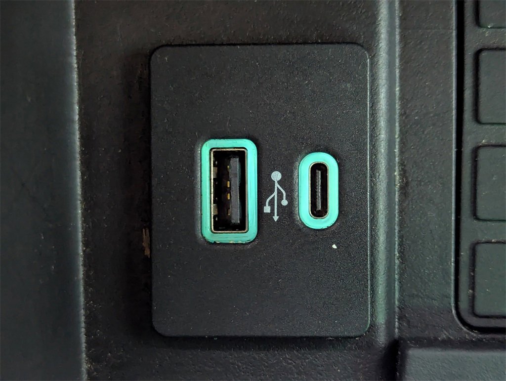 Used 2022 Ford Expedition Max Limited image 18