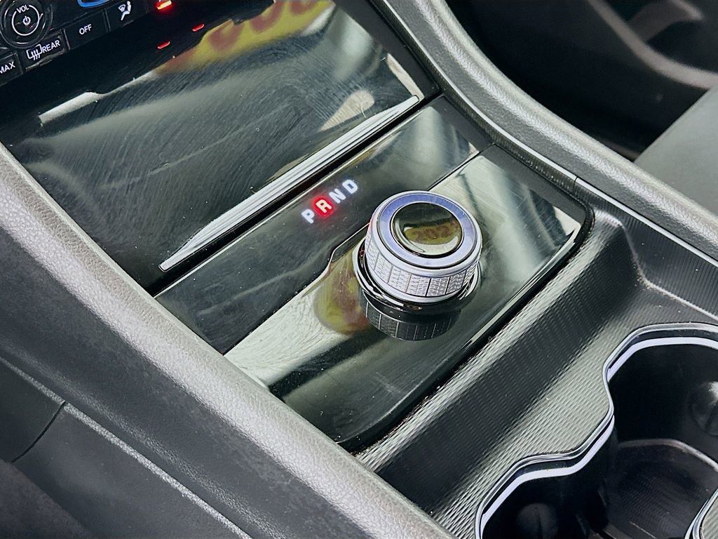 Certified 2023 Jeep Grand Cherokee Laredo image 25