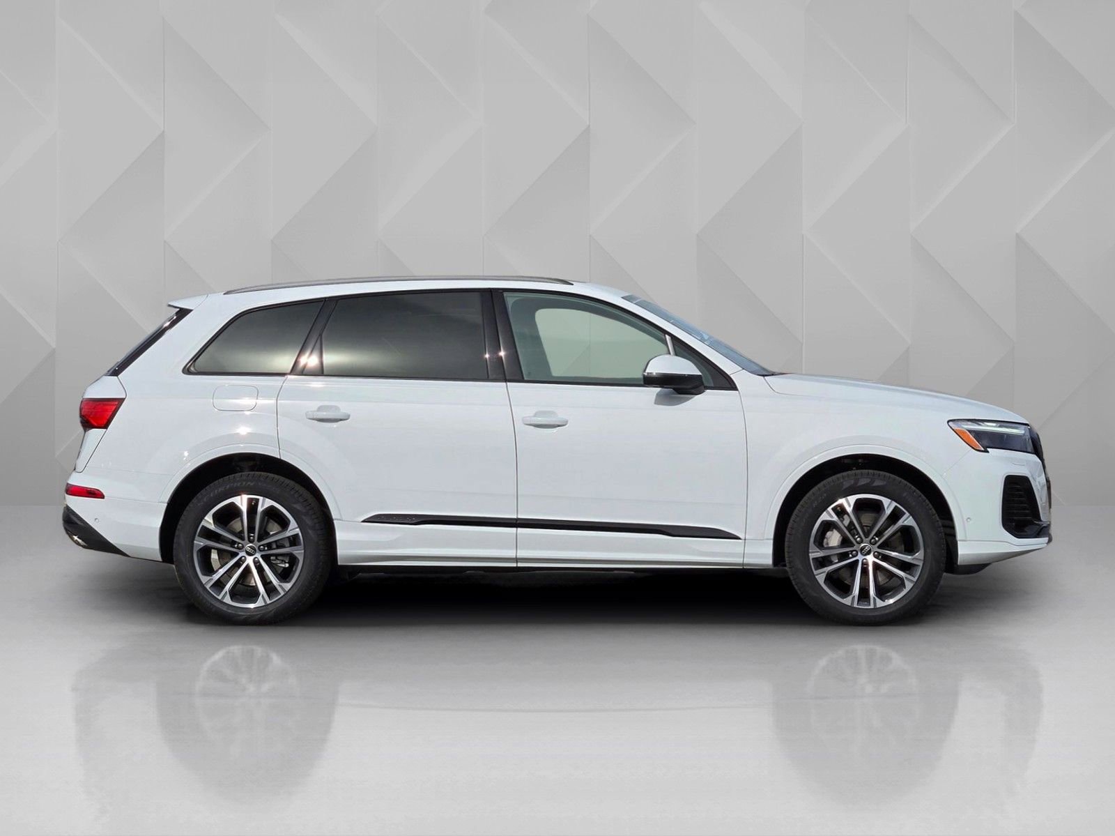 New 2026 Audi Q7 2.0T Premium Plus AWD/4WD image 7