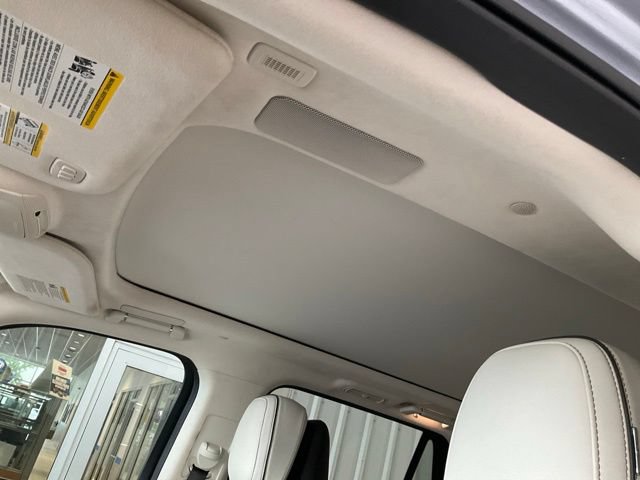 Used 2023 Lincoln Navigator L Black Label AWD/4WD image 7