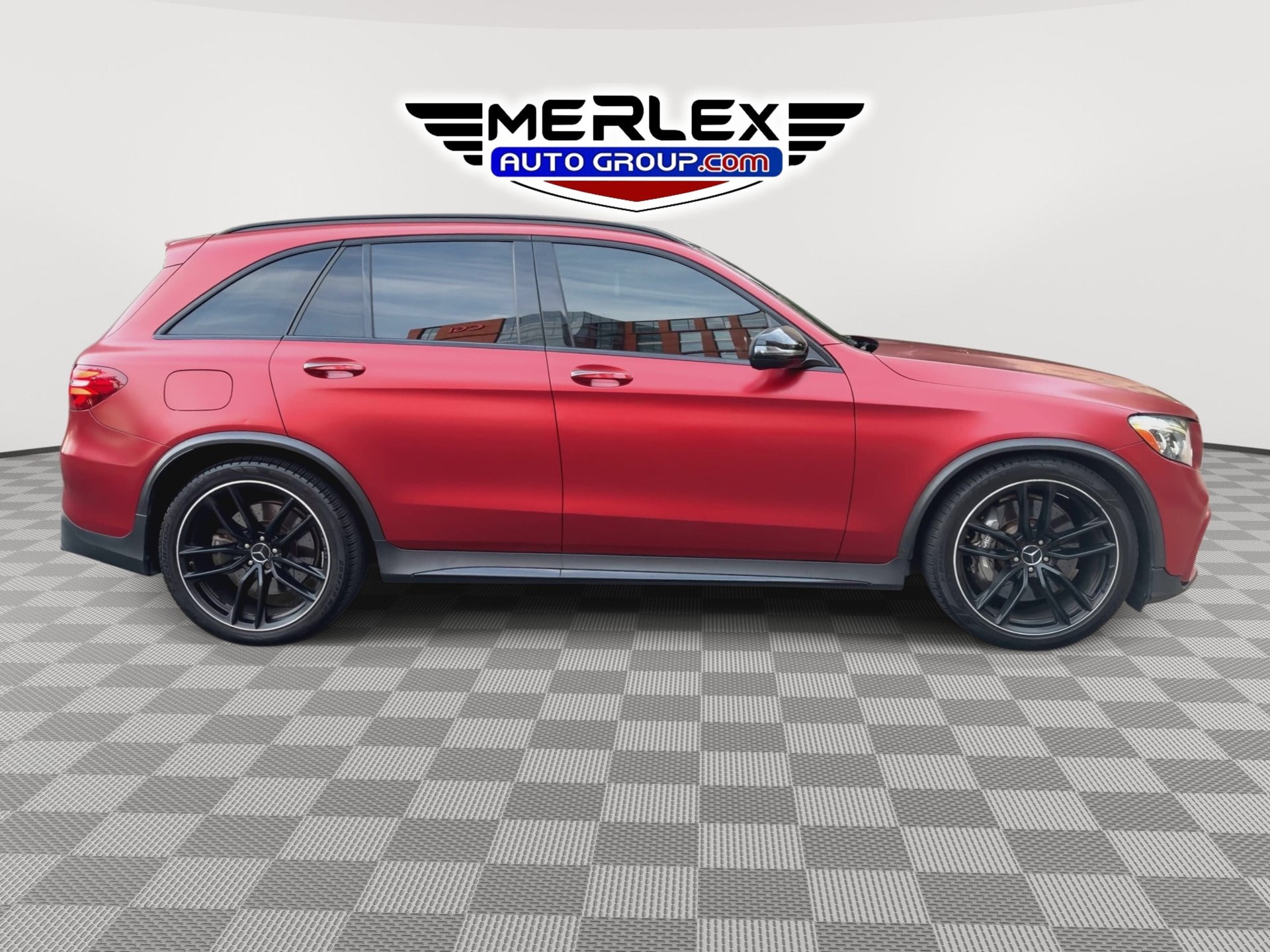 Used 2019 Mercedes-Benz GLC 63 AMG 4MATIC w/ Multimedia Package image 9
