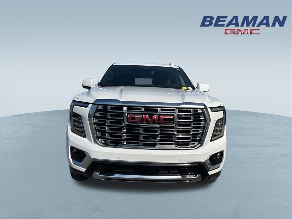 Used 2025 GMC Yukon Denali RWD image 2