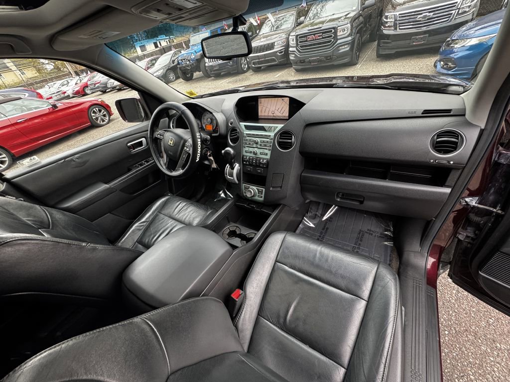 Used 2011 Honda Pilot Touring image 23