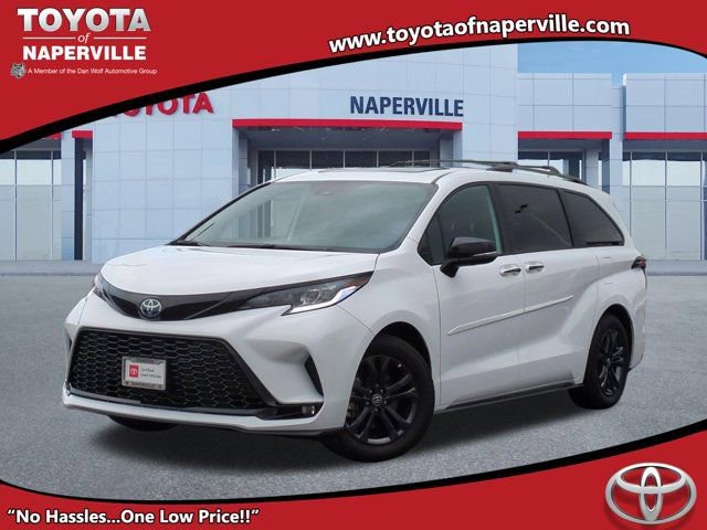 Certified 2025 Toyota Sienna XSE w/ XSE Premium Package AWD/4WD image 1