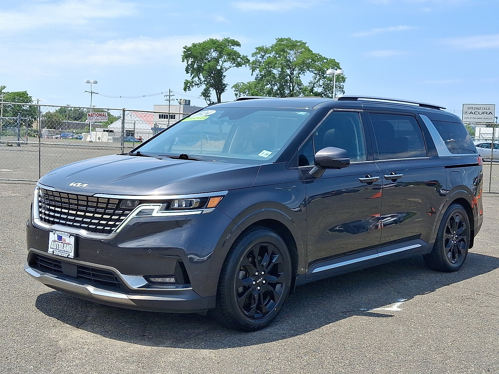 Used 2024 Kia Carnival SX Prestige FWD image 3
