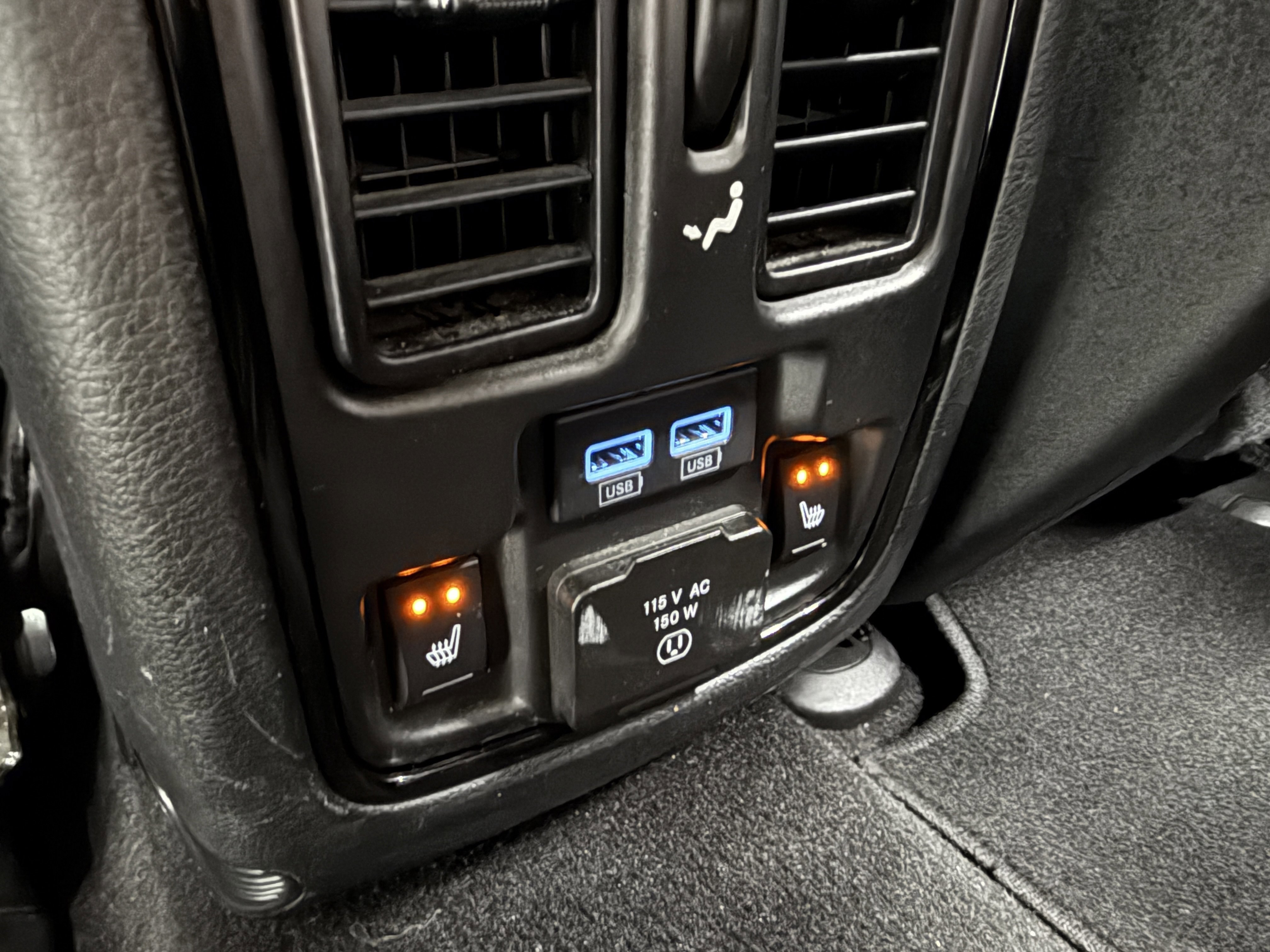 Used 2023 Dodge Durango R/T w/ Blacktop Package image 28