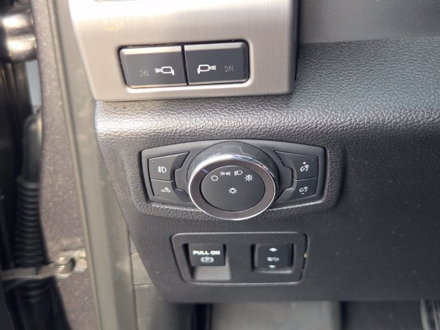 Used 2019 Ford F150 Platinum w/ Equipment Group 701A Luxury AWD/4WD image 29