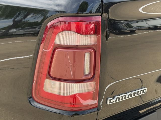 Used 2019 RAM 1500 Laramie AWD/4WD image 7