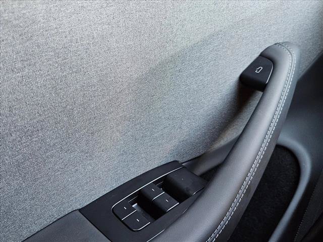 Used 2026 Tesla Model 3 RWD image 24