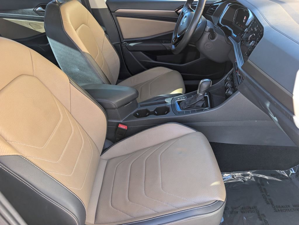Used 2019 Volkswagen Jetta SEL Premium image 12