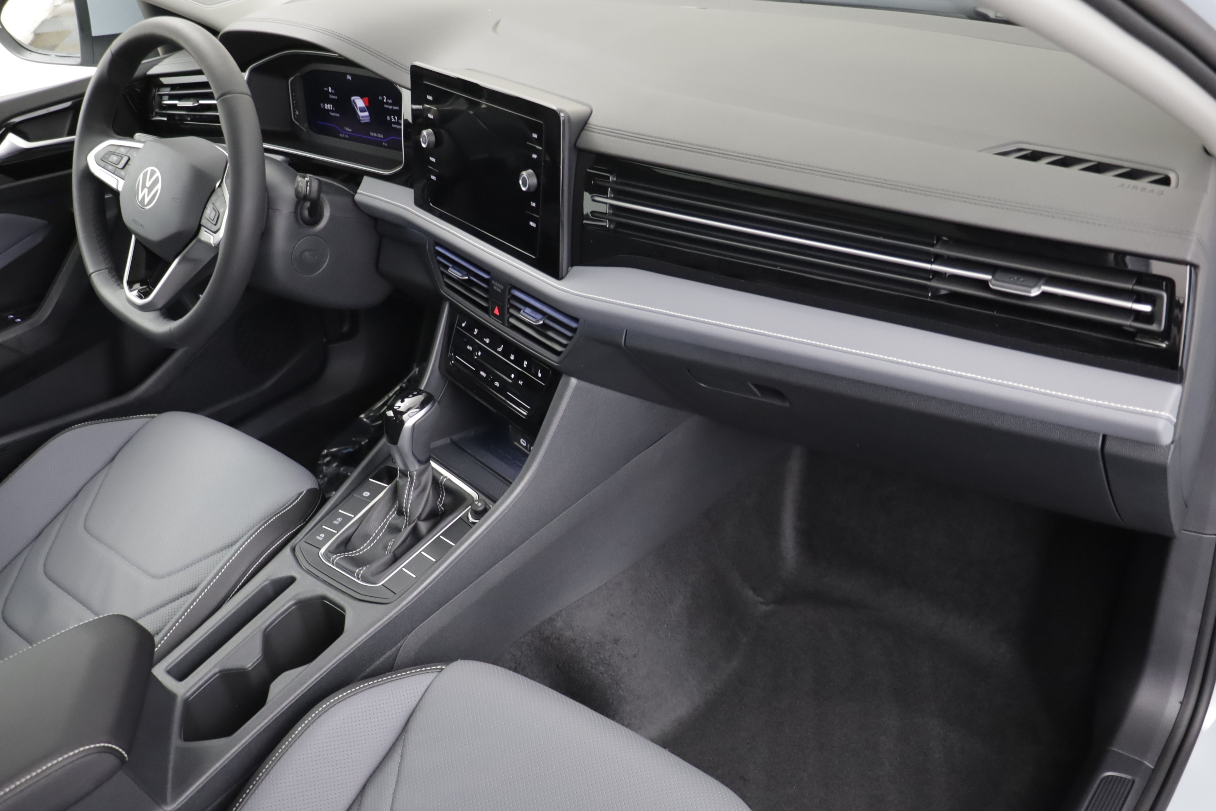 New 2027 Volkswagen Jetta SEL FWD image 21