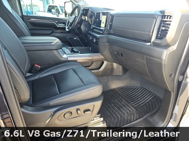 Used 2024 Chevrolet Silverado 3500 LTZ w/ LTZ Convenience Package image 46